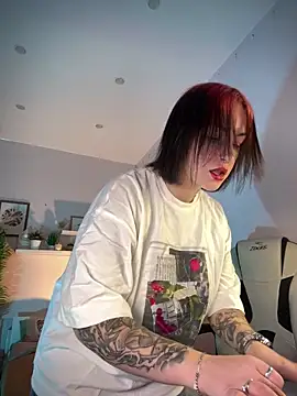 IvyHoney online show from 01.25.25