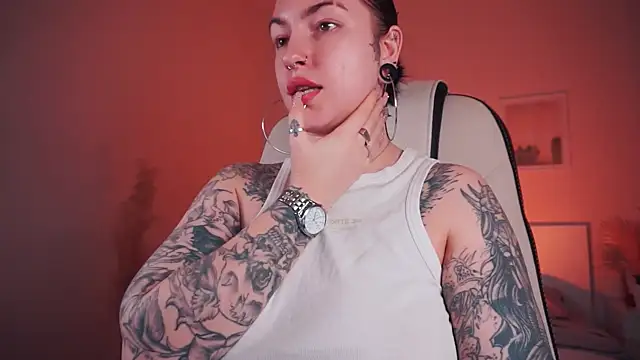 IvyHoney online show from 02.26.25