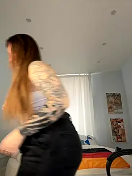 IvyHoney online show from 09.24.25