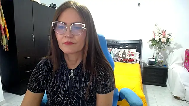 Xiimen online show from 10.28.25