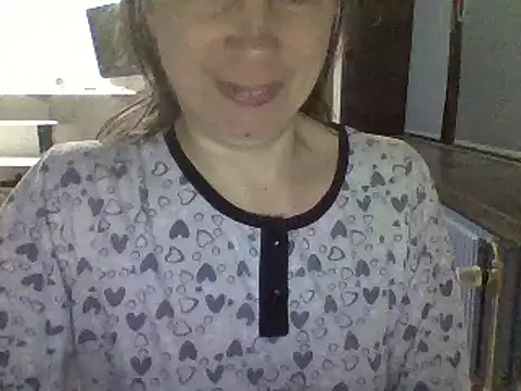 Moi Lina online show from 10.13.25