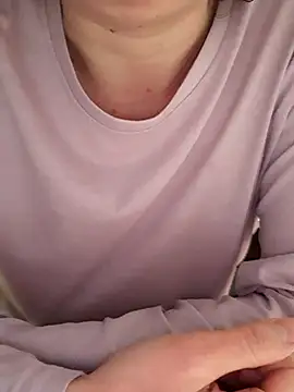 Moi Lina online show from 02.23.26