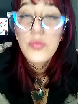 Mariana Joness online show from 03.11.25