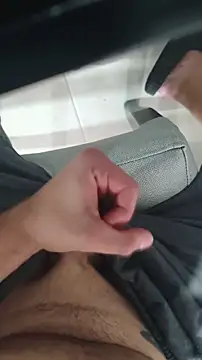 Snapshot of molok329 chatting on 11.12.25 molok329 online show from 11.12.25