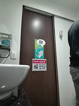 Snapshot of molok329 chatting on 01.13.26 molok329 online show from 01.13.26