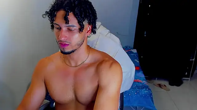 Snapshot of Kris_Khalifa69 chatting on 01.18.26 Kris Khalifa69 online show from 01.18.26