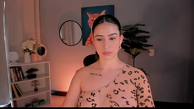 LiaPearce online show from 11.29.25