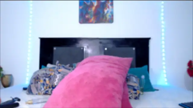 AdaraLink online show from 12.15.25