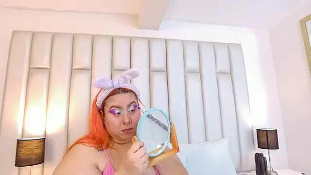 aandreaperez online show from 11.29.25