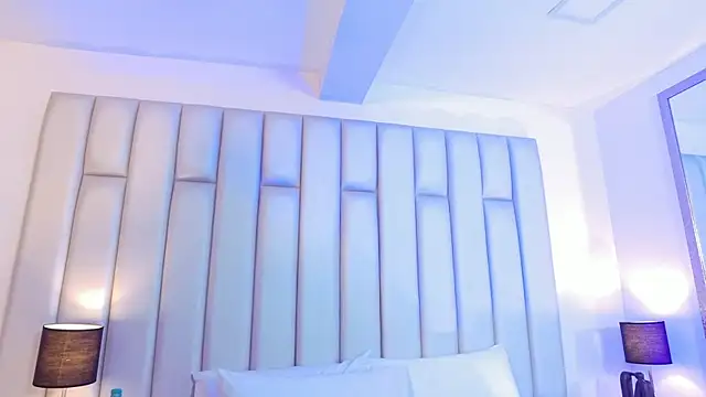 aandreaperez online show from 04.08.26