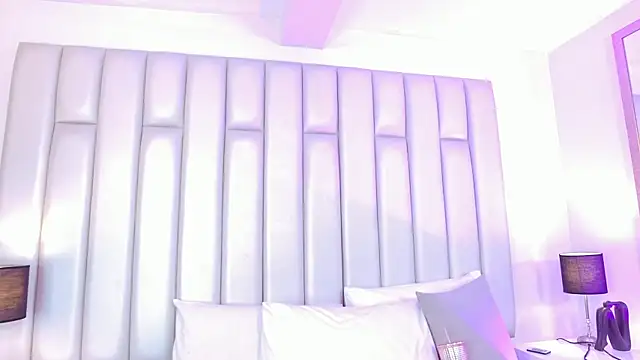 aandreaperez online show from 05.15.26
