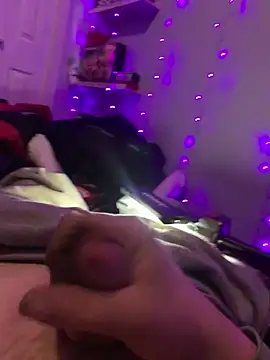 Snapshot of Hugetings chatting on 02.04.26 Hugetings online show from 02.04.26