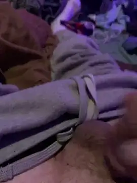 Hugetings online show from 04.13.26