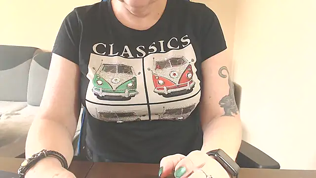 Diablica41 online show from 10.04.25