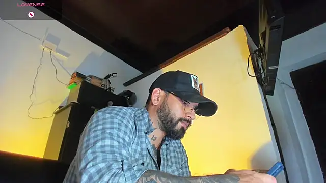 CamiloGray  online show from 09.24.25