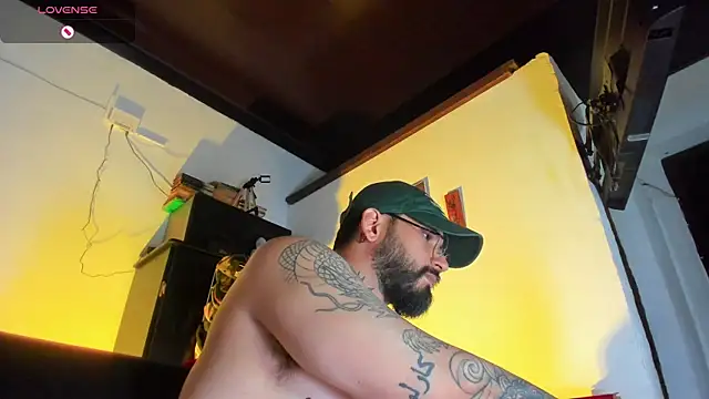 CamiloGray  online show from 10.23.25