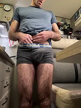 Hairy athlete online show from 12.09.24