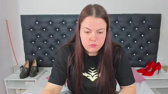 EvaLick online show from 01.31.25