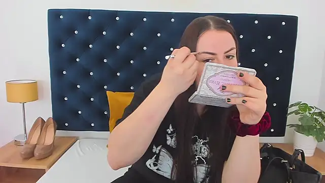 EvaLick online show from 02.12.25