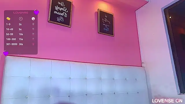 hornyhousekeeper  online show from 03.11.25