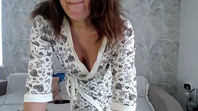 increible della online show from 09.26.25