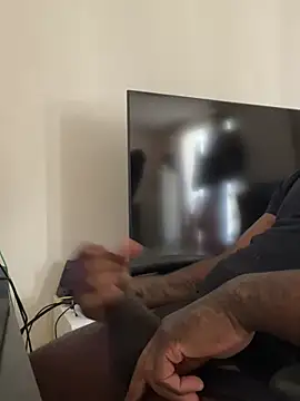 Snapshot of waakenda chatting on 03.19.25 waakenda online show from 03.19.25