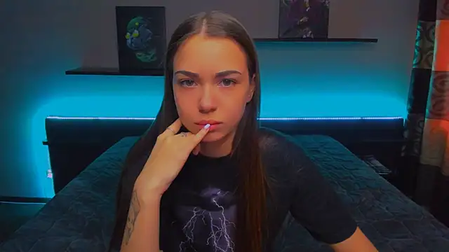 AlexaBarkley online show from 12.25.24