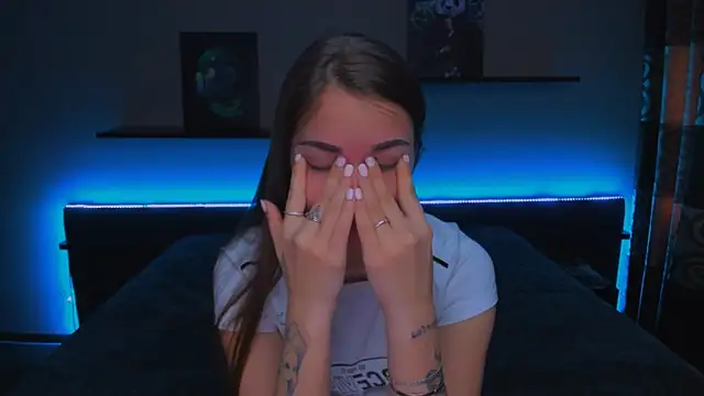 AlexaBarkley online show from 02.13.25