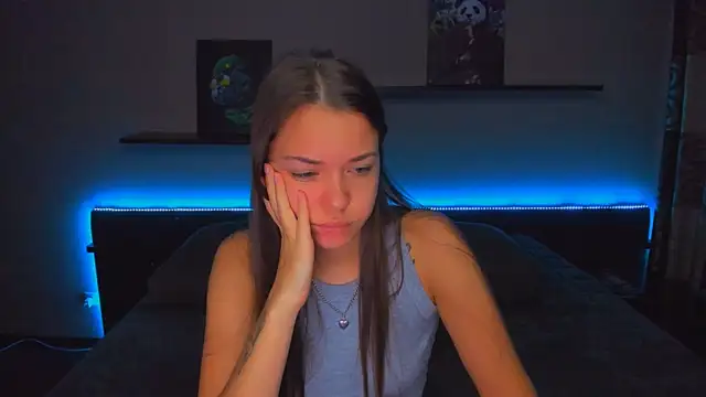 AlexaBarkley online show from 10.13.25