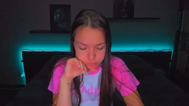 AlexaBarkley online show from 11.05.25