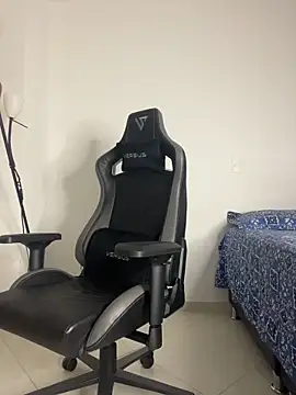 steven smith05 online show from 10.07.25