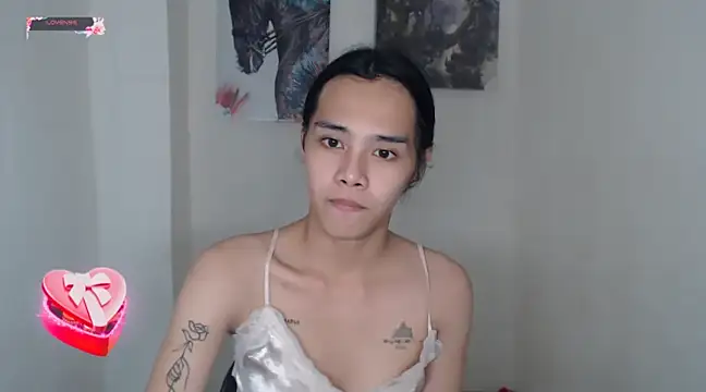 Snapshot of shecutie69 chatting on 12.16.24 shecutie69 online show from 12.16.24