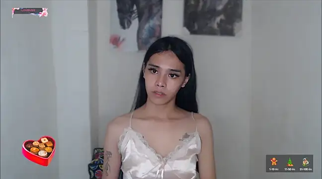 Snapshot of shecutie69 chatting on 12.19.24 shecutie69 online show from 12.19.24