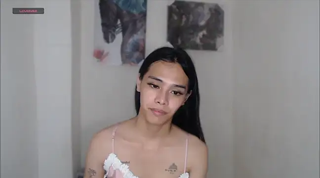 Snapshot of shecutie69 chatting on 12.20.24 shecutie69 online show from 12.20.24