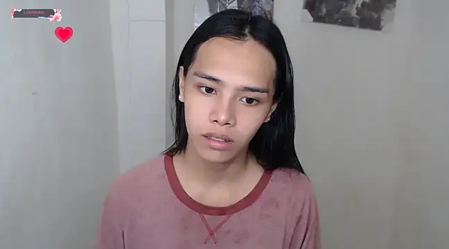 Snapshot of shecutie69 chatting on 01.14.25 shecutie69 online show from 01.14.25