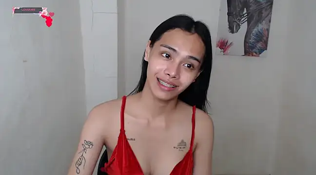 Snapshot of shecutie69 chatting on 02.08.25 shecutie69 online show from 02.08.25