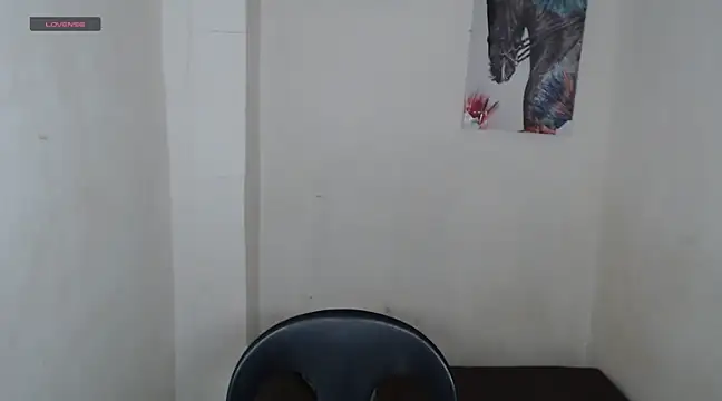 Snapshot of shecutie69 chatting on 02.15.25 shecutie69 online show from 02.15.25