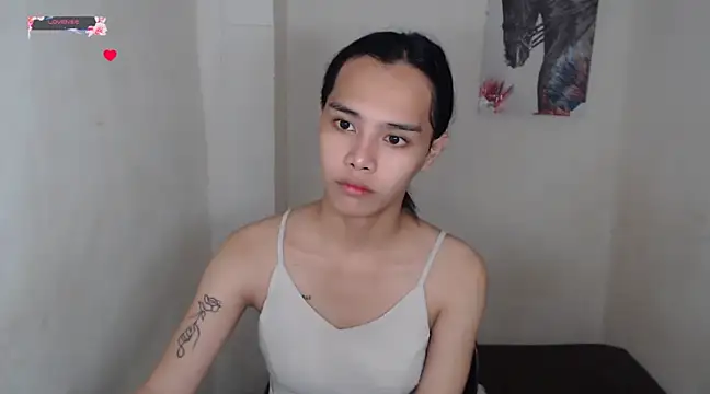 Snapshot of shecutie69 chatting on 02.23.25 shecutie69 online show from 02.23.25