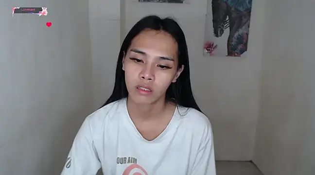 Snapshot of shecutie69 chatting on 03.08.25 shecutie69 online show from 03.08.25