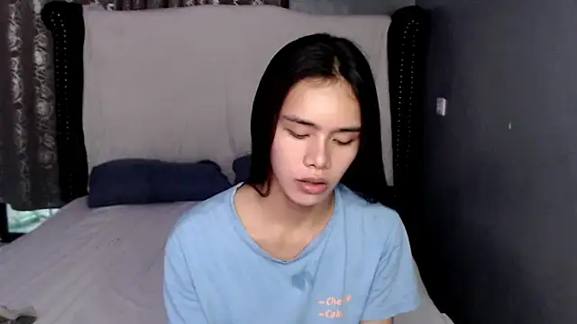 Snapshot of shecutie69 chatting on 10.15.25 shecutie69 online show from 10.15.25