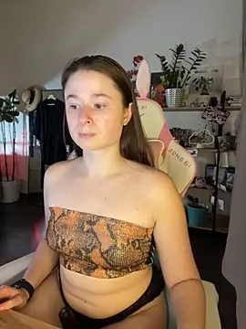 sweetest pie online show from 09.25.25