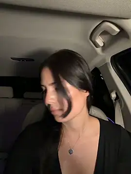 clairewntr online show from 10.30.25