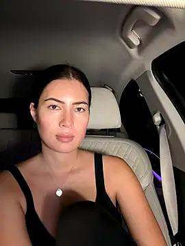 clairewntr online show from 11.14.25