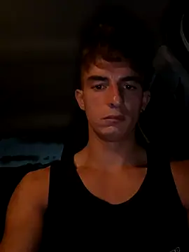 Snapshot of alessandro893000 chatting on 10.05.25 alessandro893000 online show from 10.05.25