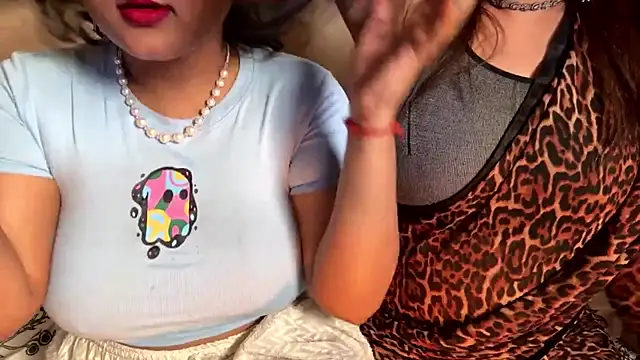 Snapshot of jimmy_gym chatting on 12.18.25 jimmy gym online show from 12.18.25