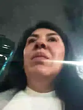 Snapshot of aisha_latina chatting on 01.25.25 aisha latina online show from 01.25.25