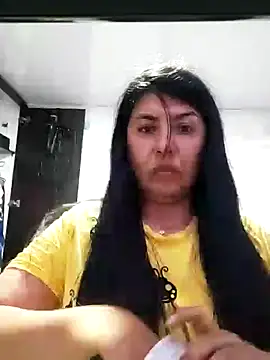 Snapshot of aisha_latina chatting on 01.29.25 aisha latina online show from 01.29.25