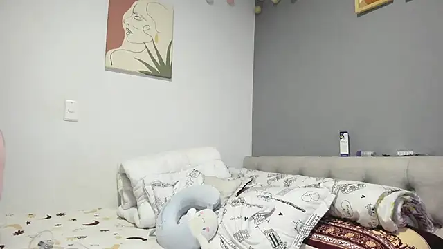 Snapshot of aisha_latina chatting on 02.03.25 aisha latina online show from 02.03.25