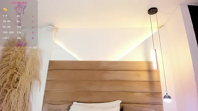 ValerieDiaz  online show from 02.07.25