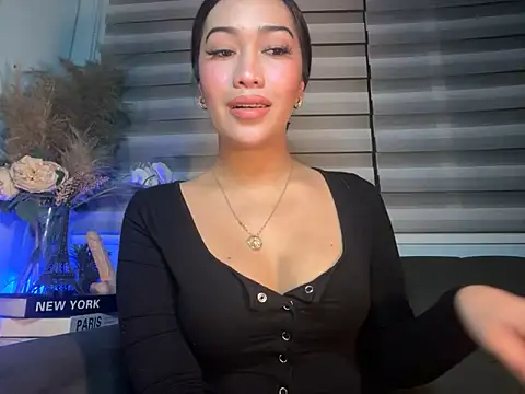 Snapshot of Jasmine_Elcock chatting on 09.08.25 Jasmine Elcock online show from 09.08.25